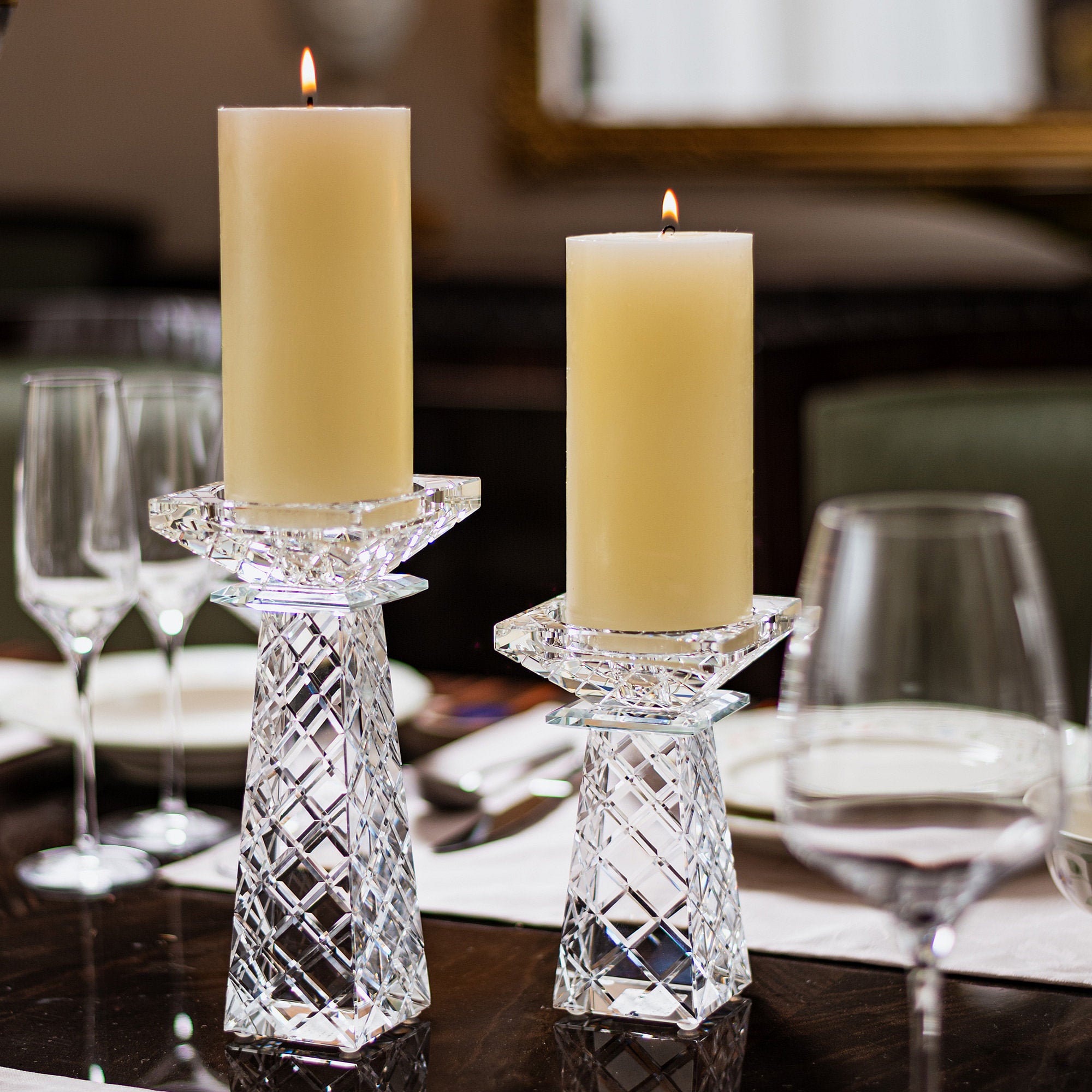 Etoile Pillar Candle Stand