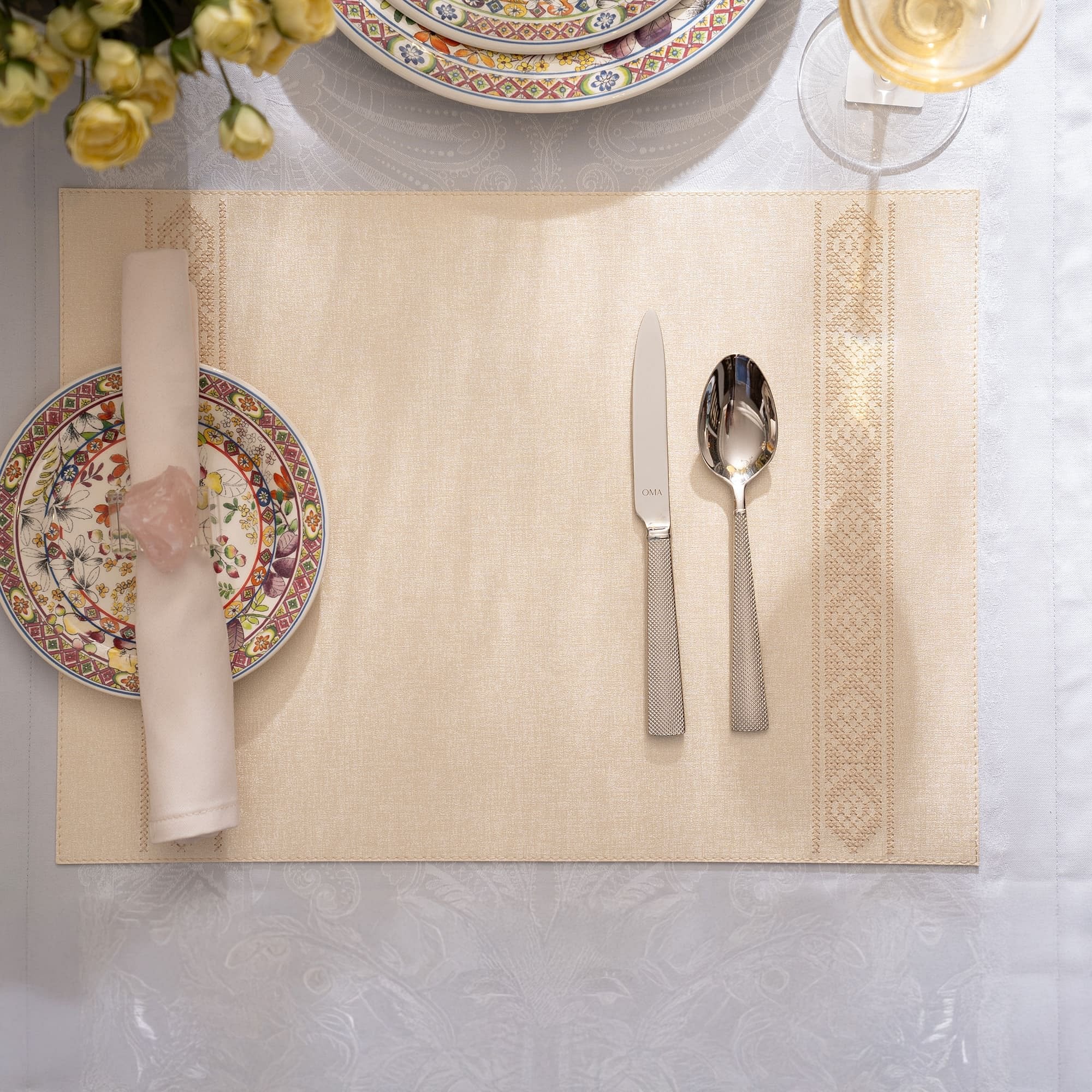Victoria Rectangle Placemat With Embroidery Ethnic/Beige Stitch