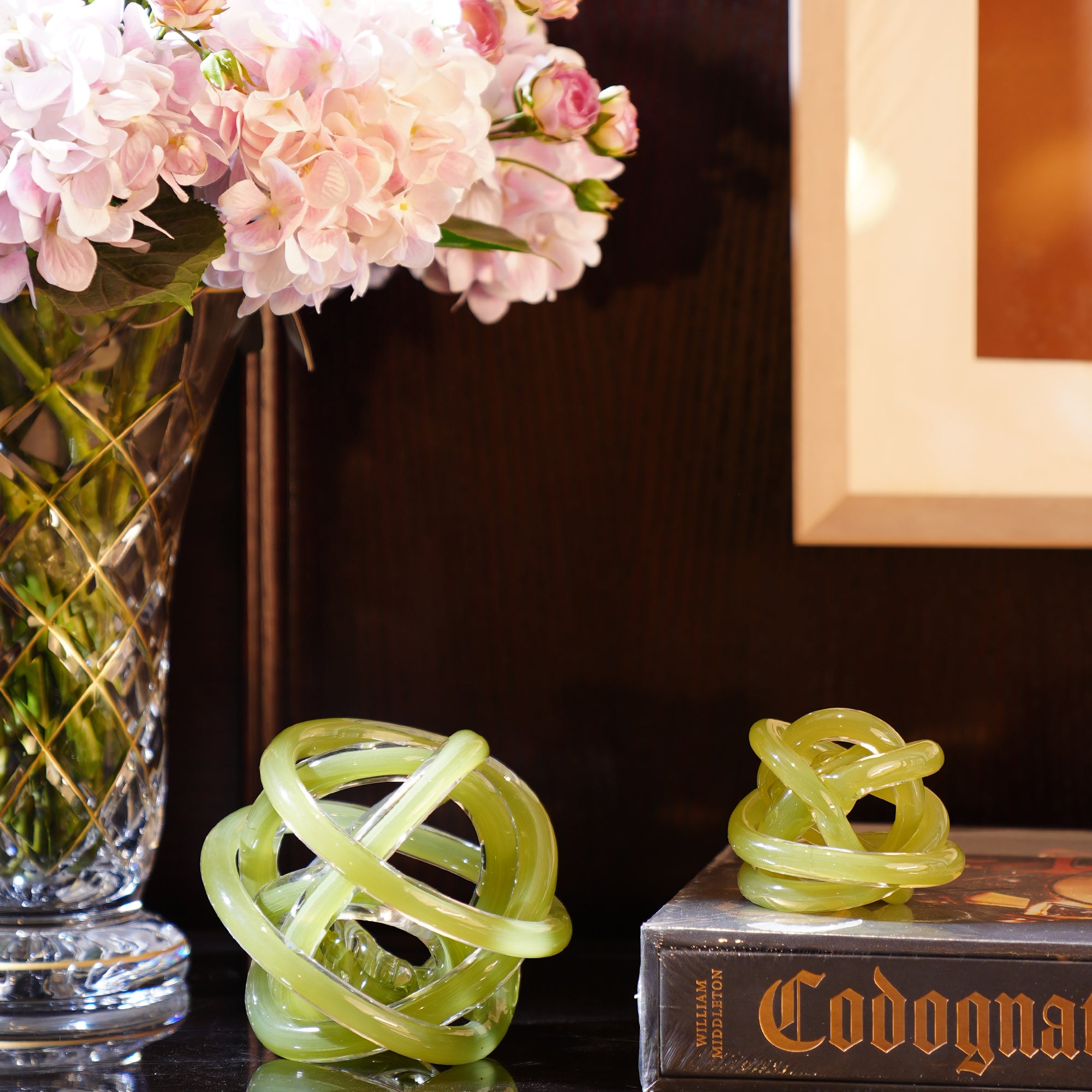 Zircon Infinity Knot Green
