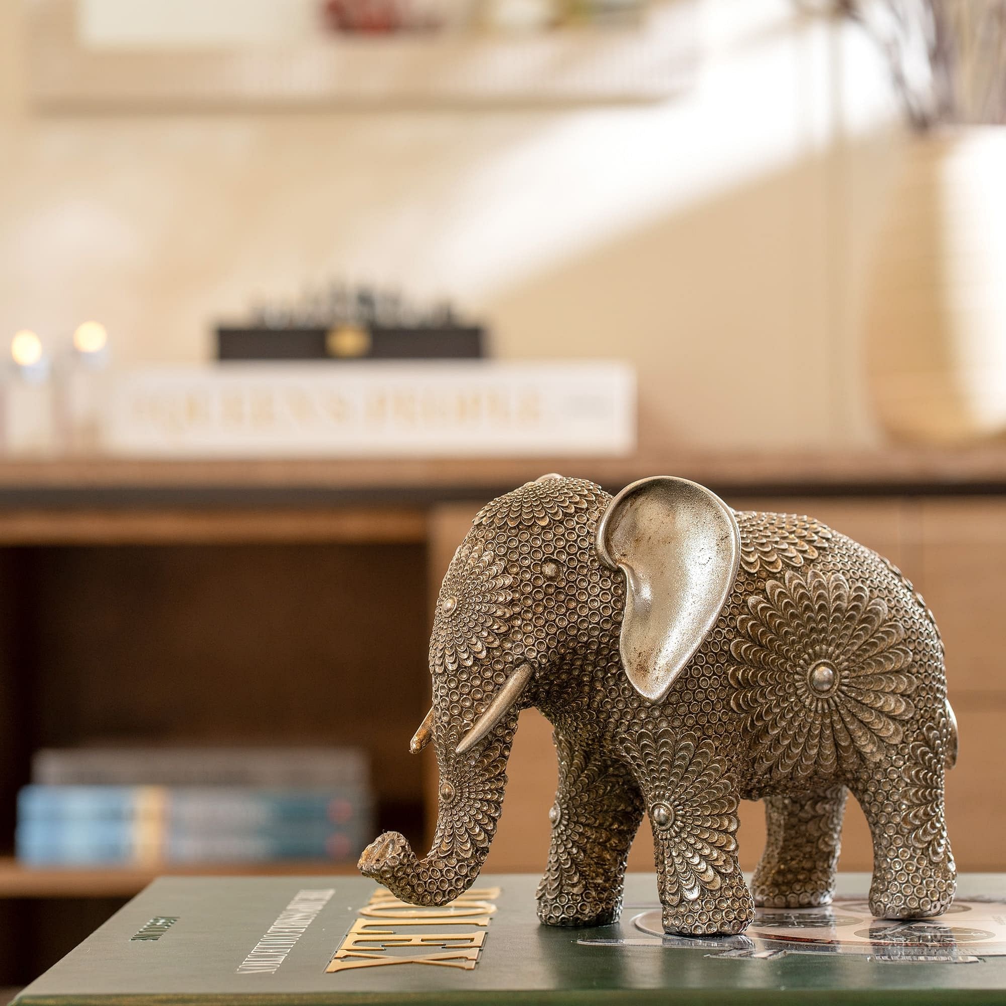 Viola elephant