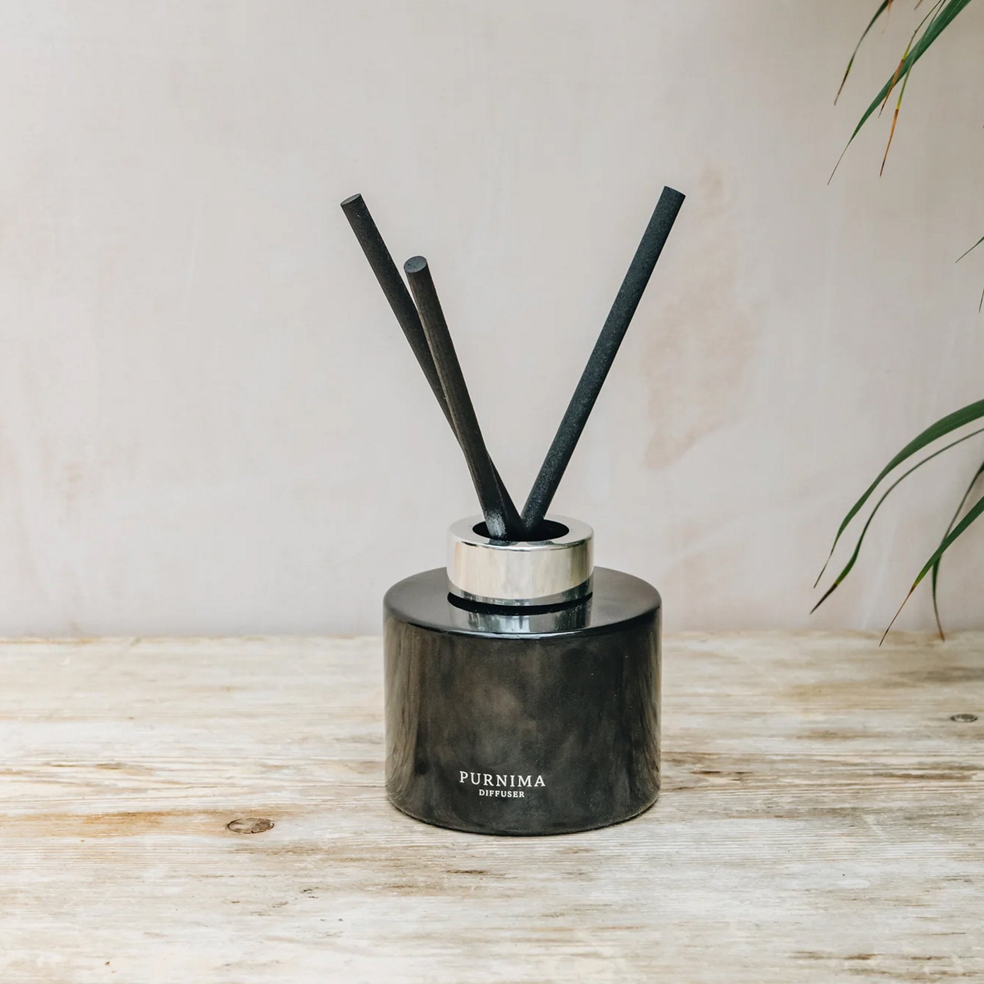 Oud reed diffuser 165ml